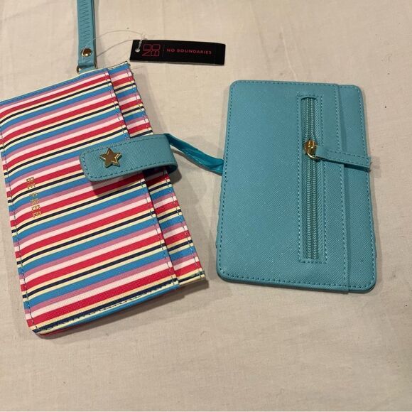 NWT No Boundaries (NoBo) Striped Wristlet Wallet - Multicolor with Card Slots - Picture 5 of 8
